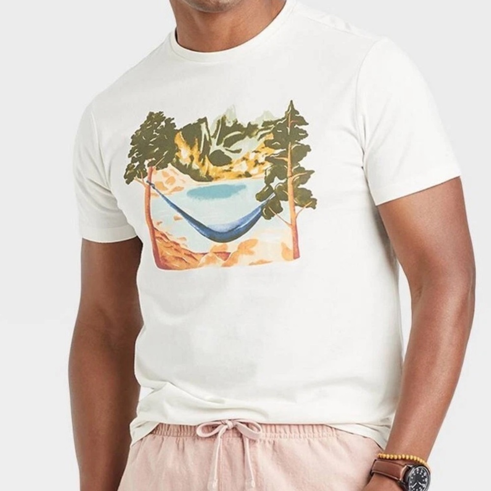 Goodfellow & Co Mountain Hammock Graphic Tee Cream M